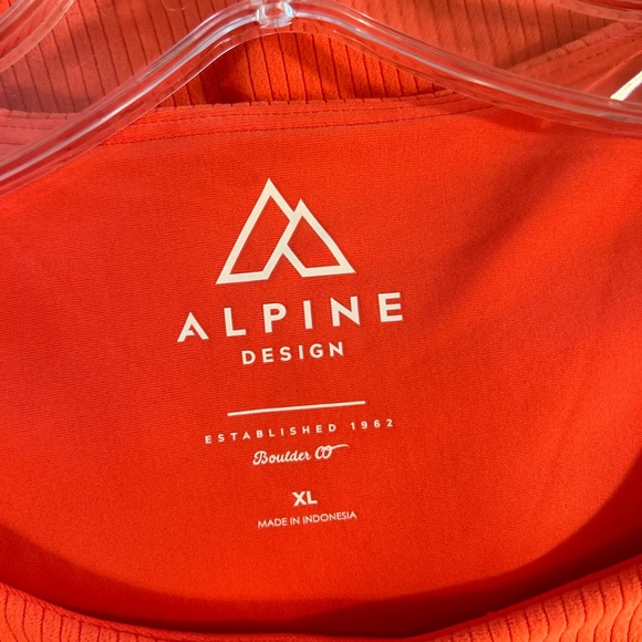 Alpine Design Ribbed Cropped Sports/Tank Top Size XL - Picture 3 of 5